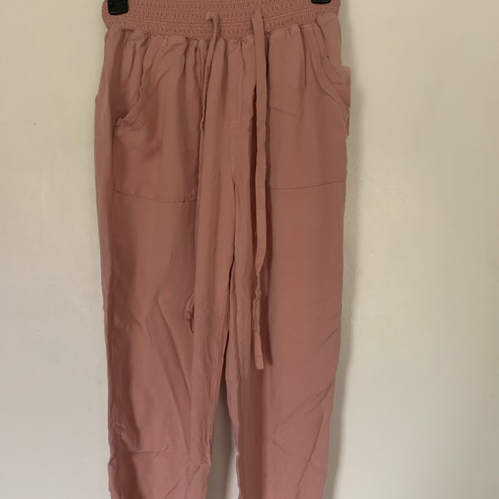NWT Dusty Rose Dressy joggers, JustFab